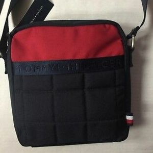 Tommy Hilfiger Crossbody Camera Bag